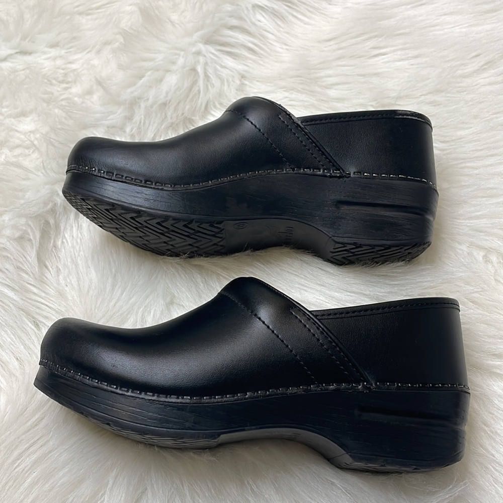 Dansko Black Leather Clogs - Size 39 EUR